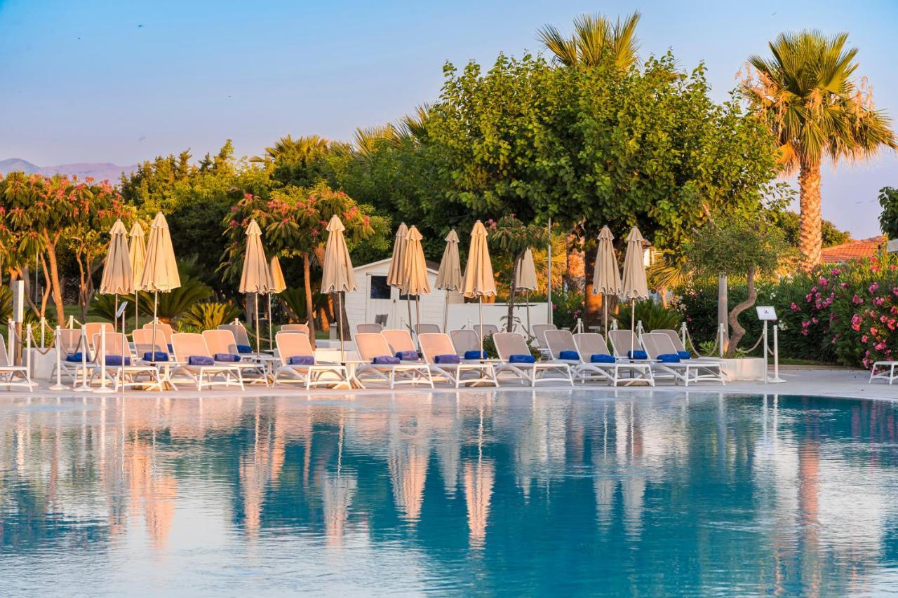 The Signature Level At Grand Palladium Sicilia Resort & Spa Campofelice Di Roccella Dış mekan fotoğraf